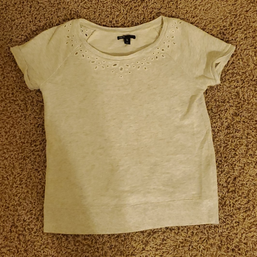 white tee